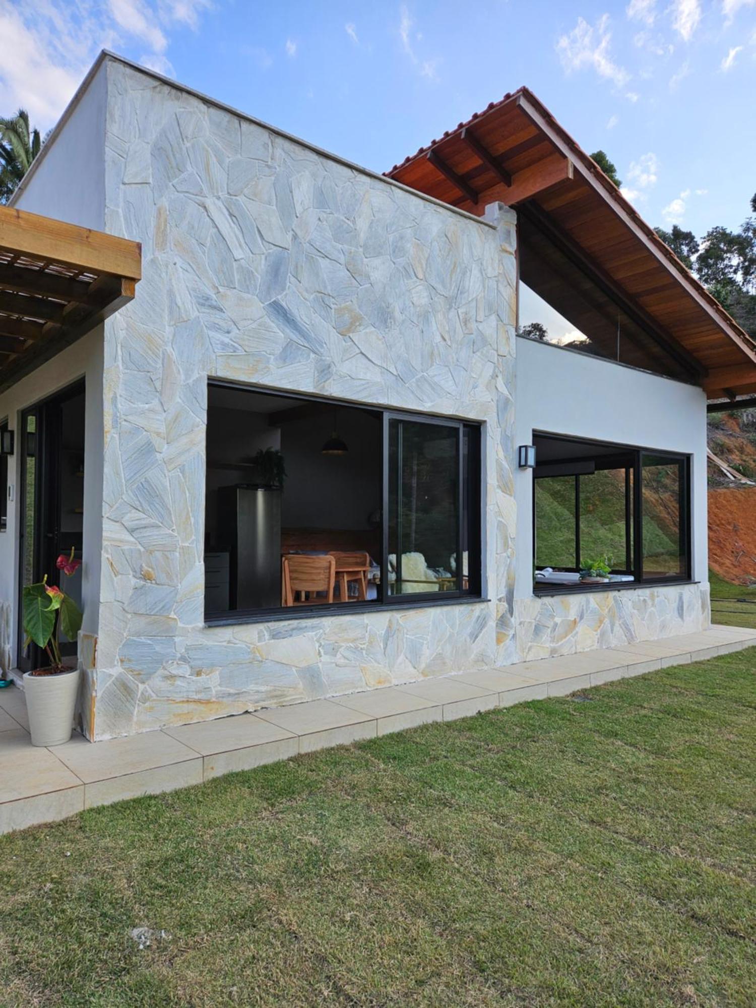 Вилла Vila Pinheiro Санта-Тереза Экстерьер фото